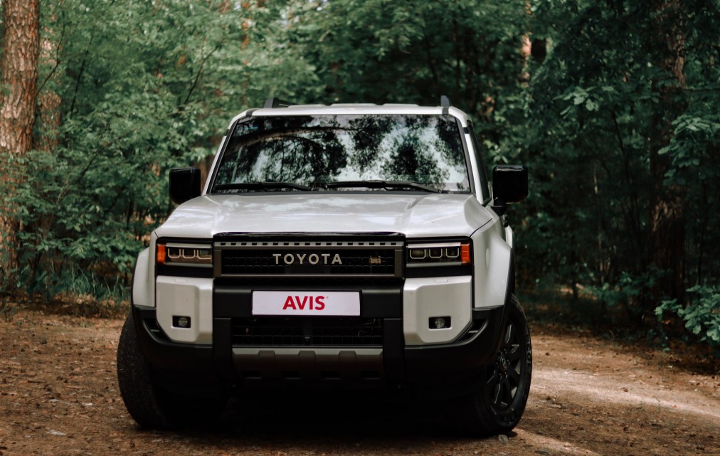 Toyota Land Cruiser Prado 2025 у лізинг